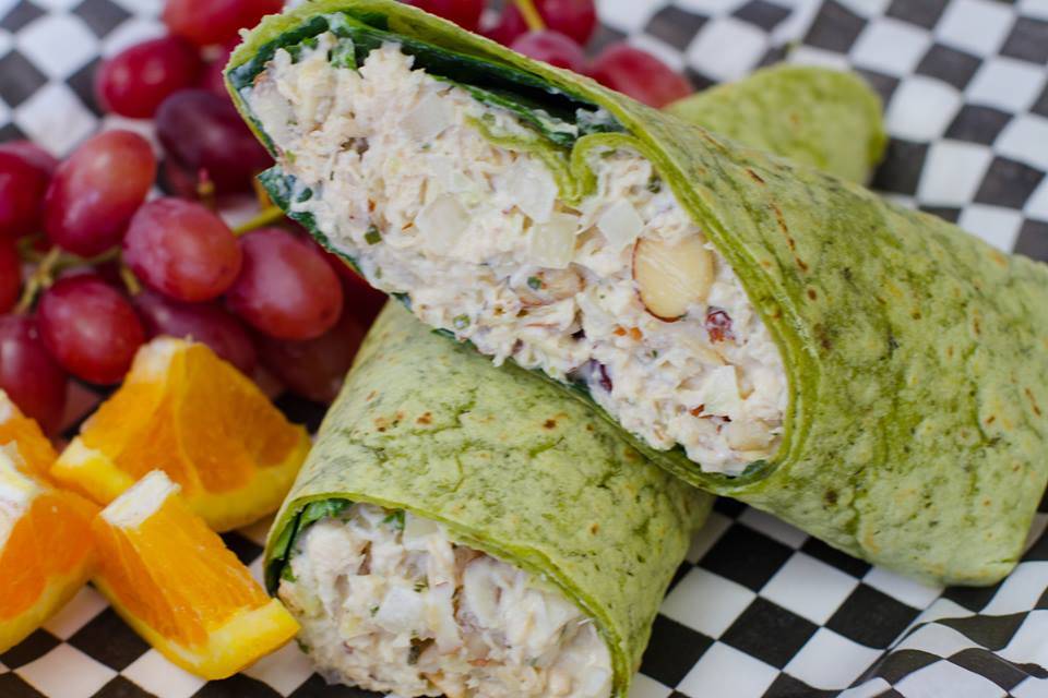 Perry’s Cafe and Beach Rentals - 1200 | cafe | 1200 Pacific Coast Hwy, Santa Monica, CA 90401, USA | 3104583975 OR +1 310-458-3975