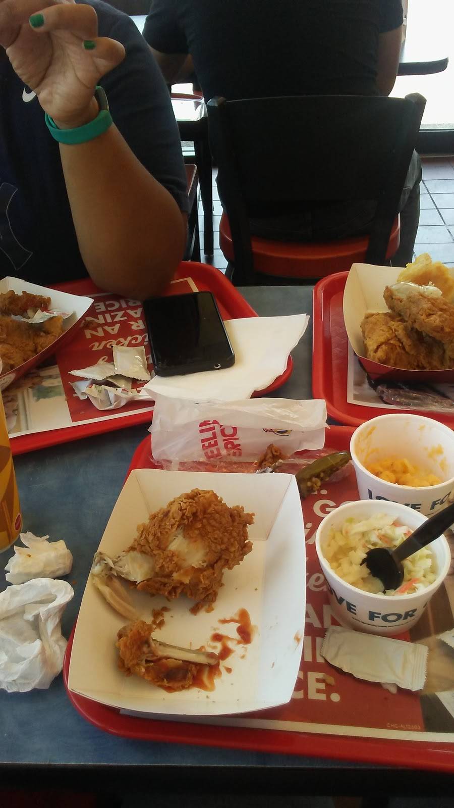 Churchs Chicken | restaurant | 10967 Garvey Ave, El Monte, CA 91733, USA | 6264449714 OR +1 626-444-9714