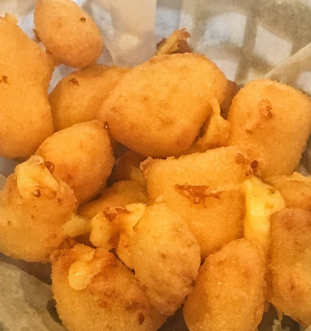 The Ravine Pub, Grill & Banquet Hall | meal takeaway | 2633 Manitowoc Rd, Green Bay, WI 54311, USA | 9204684147 OR +1 920-468-4147