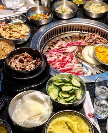 Wang Cho BBQ All You Can Eat 韓國王朝烤肉橙縣店 品嚐國王餐、皇帝餐、王子餐、特價午餐 韩国烤肉吃到 | restaurant | 3608 S Bristol St, Santa Ana, CA 92704, USA | 7146687777 OR +1 714-668-7777