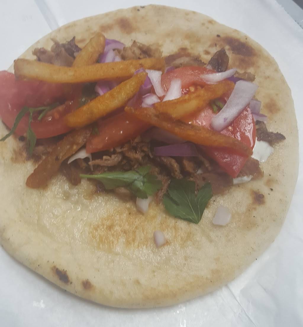 Gyro Island | restaurant | 55 Montauk Hwy, Blue Point, NY 11715, USA | 5163691256 OR +1 516-369-1256