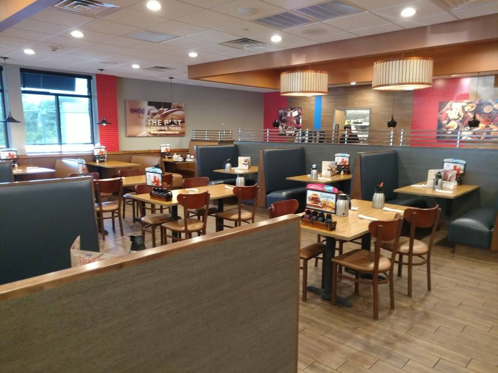 IHOP | restaurant | 2935 Hempstead Turnpike, Levittown, NY 11756, USA | 5165975490 OR +1 516-597-5490