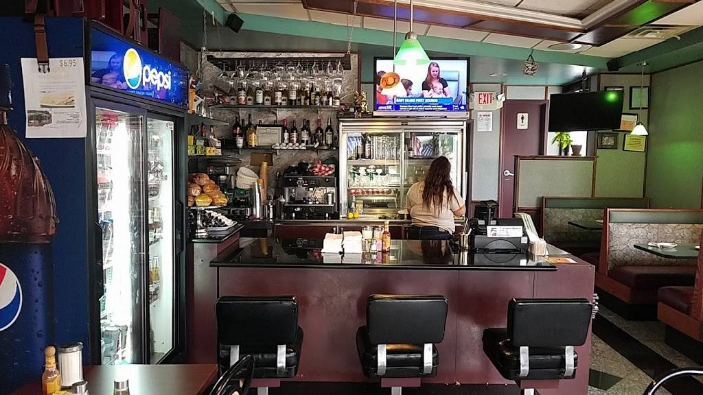 Burger Diner | restaurant | 1 Bank St, Peekskill, NY 10566, USA | 9149308050 OR +1 914-930-8050