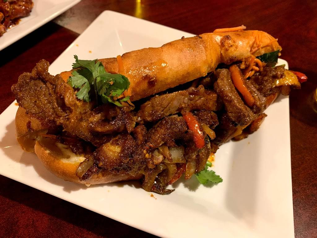 STEAK & SEAFOOD | restaurant | 1700 Rice St, St Paul, MN 55113, USA | 6514892900 OR +1 651-489-2900