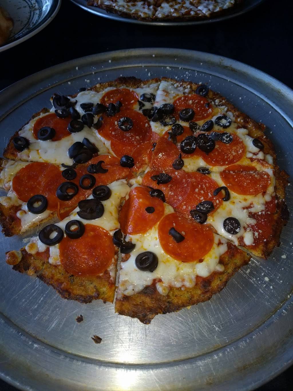 Sals Pizza & Pasta House | restaurant | 6582 Gateway Ave, Sarasota, FL 34231, USA | 9419260022 OR +1 941-926-0022