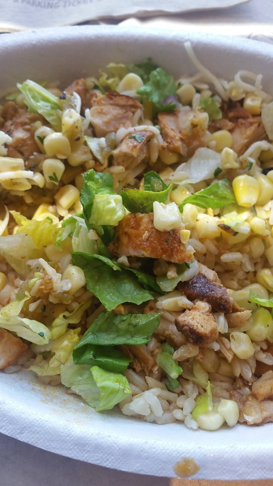 Chipotle Mexican Grill | restaurant | 80 E Nees Ave, Fresno, CA 93720, USA | 5594900605 OR +1 559-490-0605