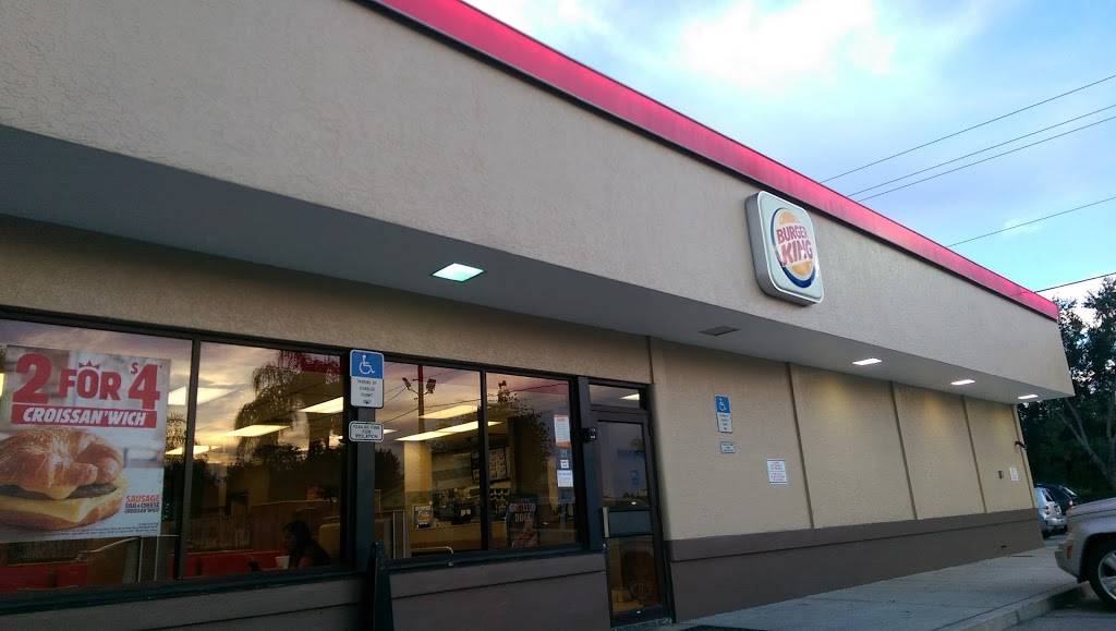 Burger King | restaurant | 15608 SW Warfield Blvd, Indiantown, FL 34956, USA | 7725976111 OR +1 772-597-6111