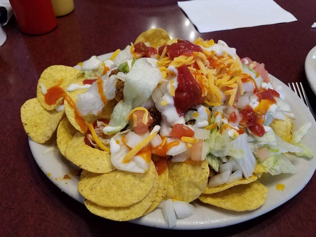 Papillons Restaurant | restaurant | 2124 Lincoln St, Rhinelander, WI 54501, USA | 7153692736 OR +1 715-369-2736