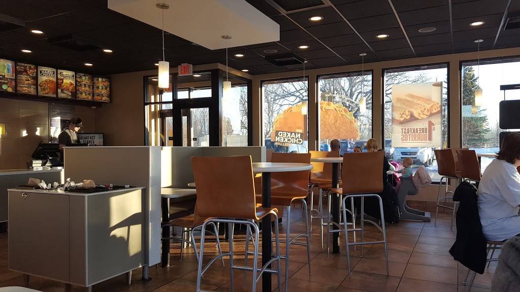Taco Bell | meal takeaway | 1031 S Michigan Ave, Howell, MI 48843, USA | 5175450319 OR +1 517-545-0319
