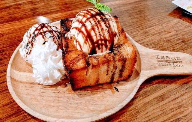 Isaan Station | restaurant | 125 N Western Ave 111 - 112, Los Angeles, CA 90004, USA | 3233805126 OR +1 323-380-5126