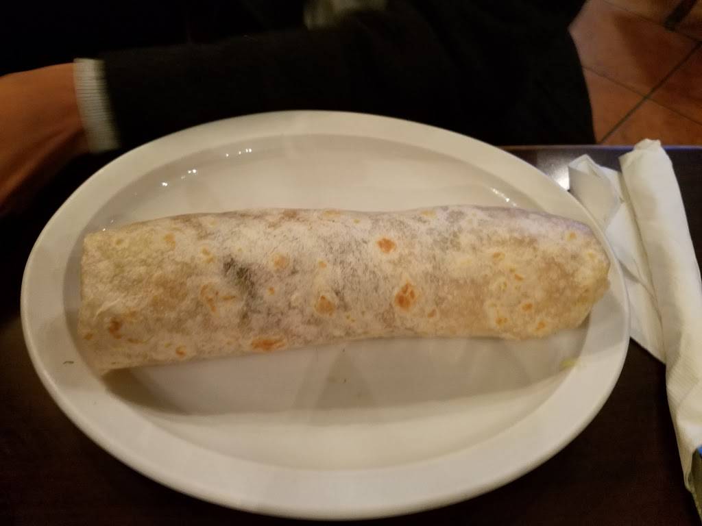 Favelas Mexican Grill | restaurant | 3334 N Texas St B, Fairfield, CA 94533, USA | 7074281496 OR +1 707-428-1496