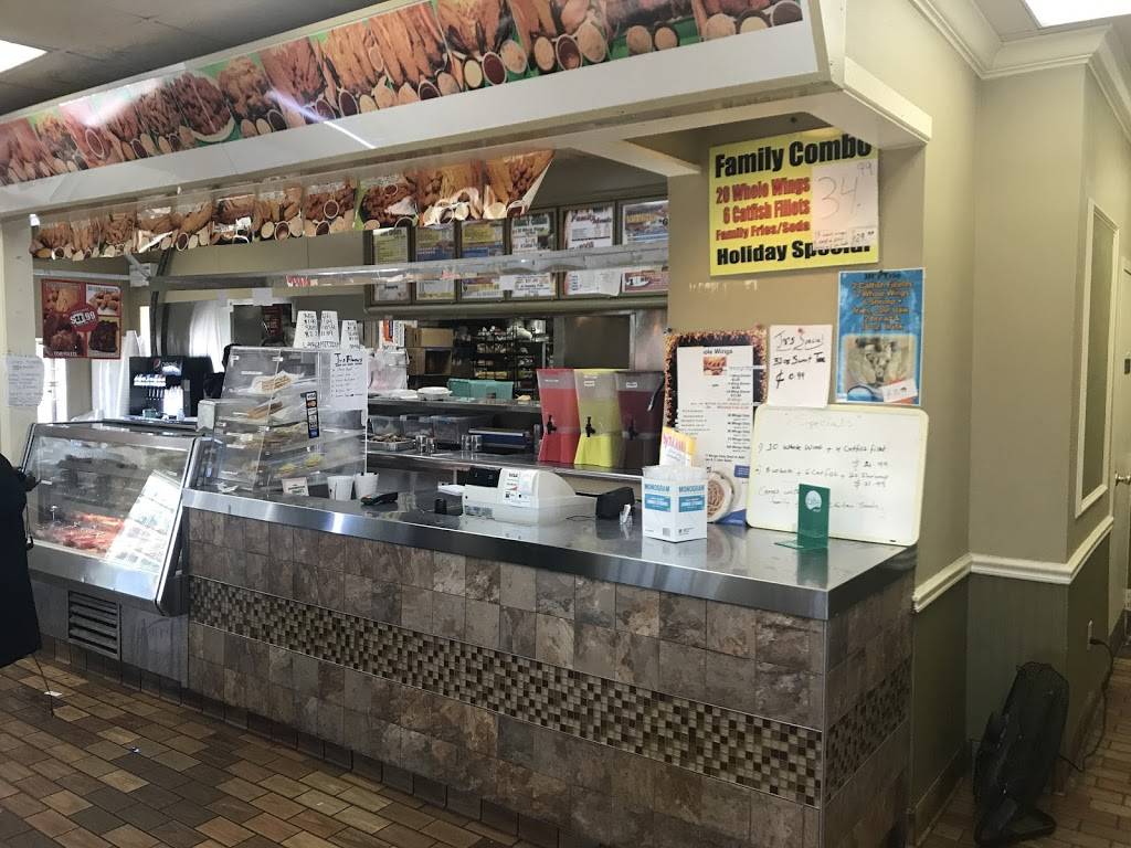 J R Fish & Chicken | restaurant | 5860 Winchester Rd, Memphis, TN 38115, USA | 9012758004 OR +1 901-275-8004