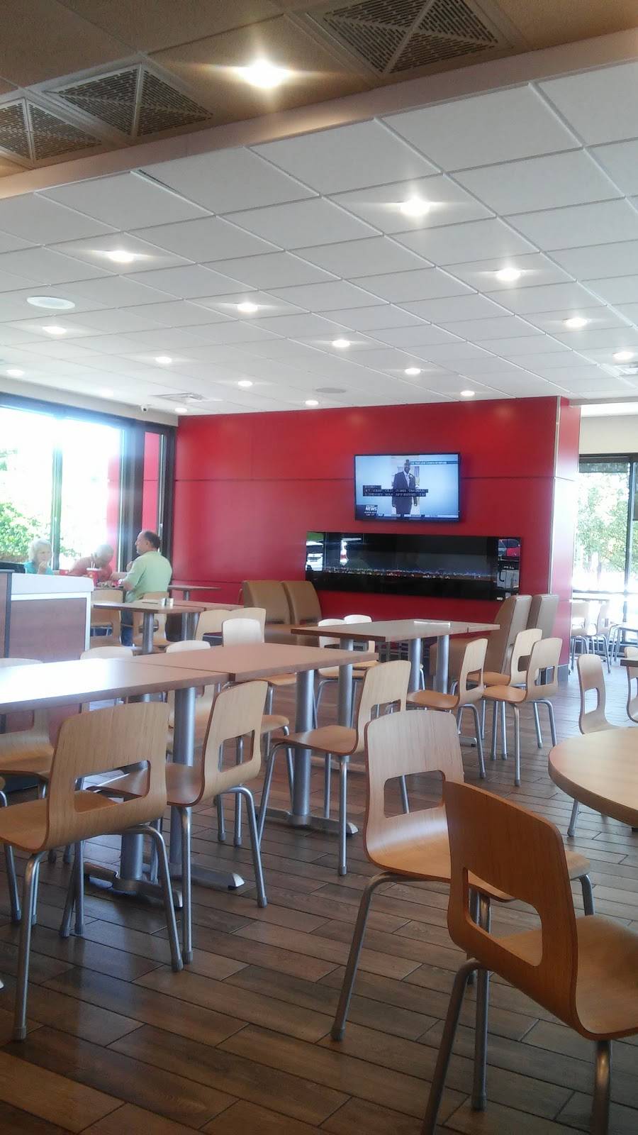 Wendys | restaurant | 159 Turnersburg Hwy, Statesville, NC 28625, USA | 7043803484 OR +1 704-380-3484