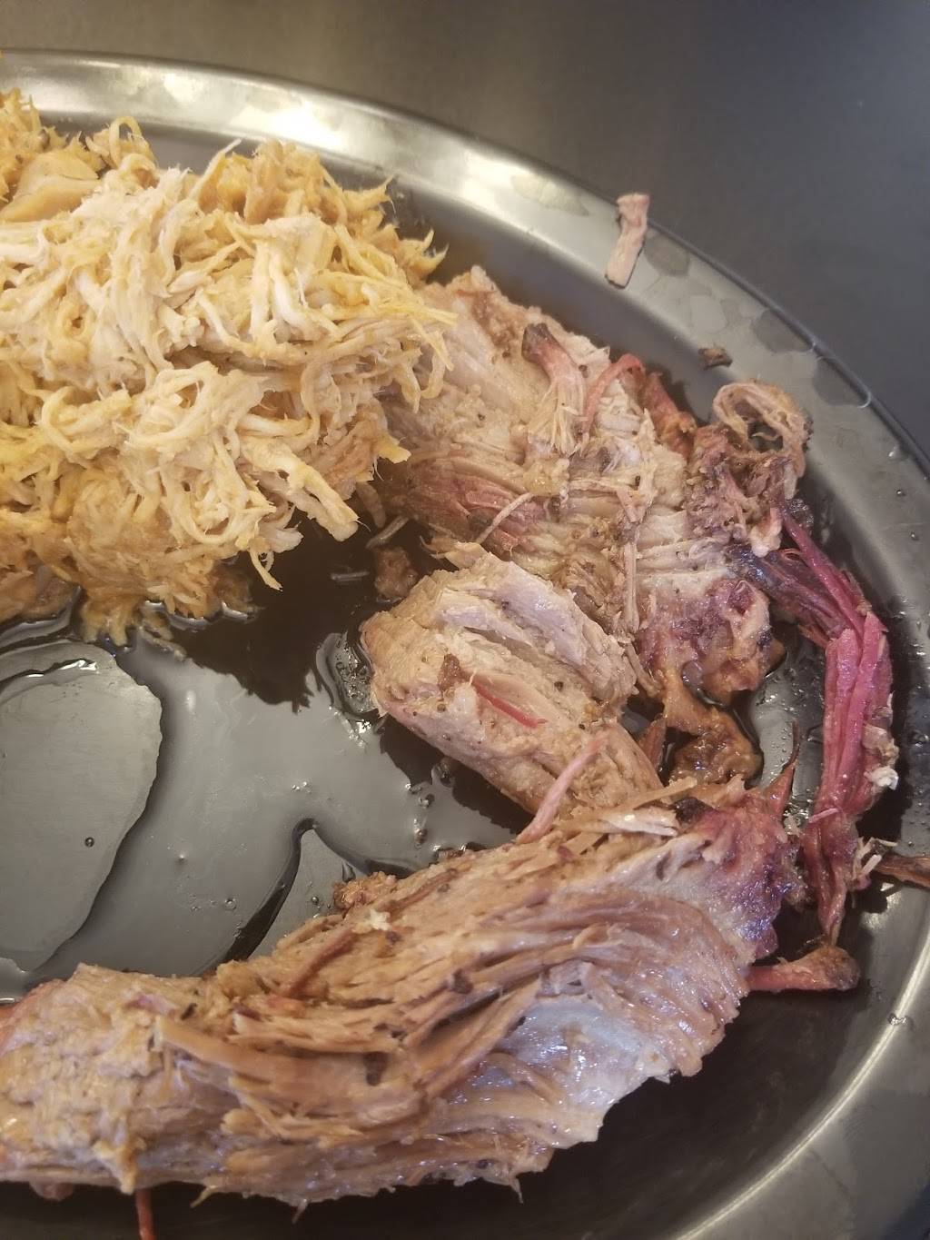 Alexander Bullitts Brewery & BBQ | restaurant | 131 N 3rd St, Bardstown, KY 40004, USA | 5023316177 OR +1 502-331-6177