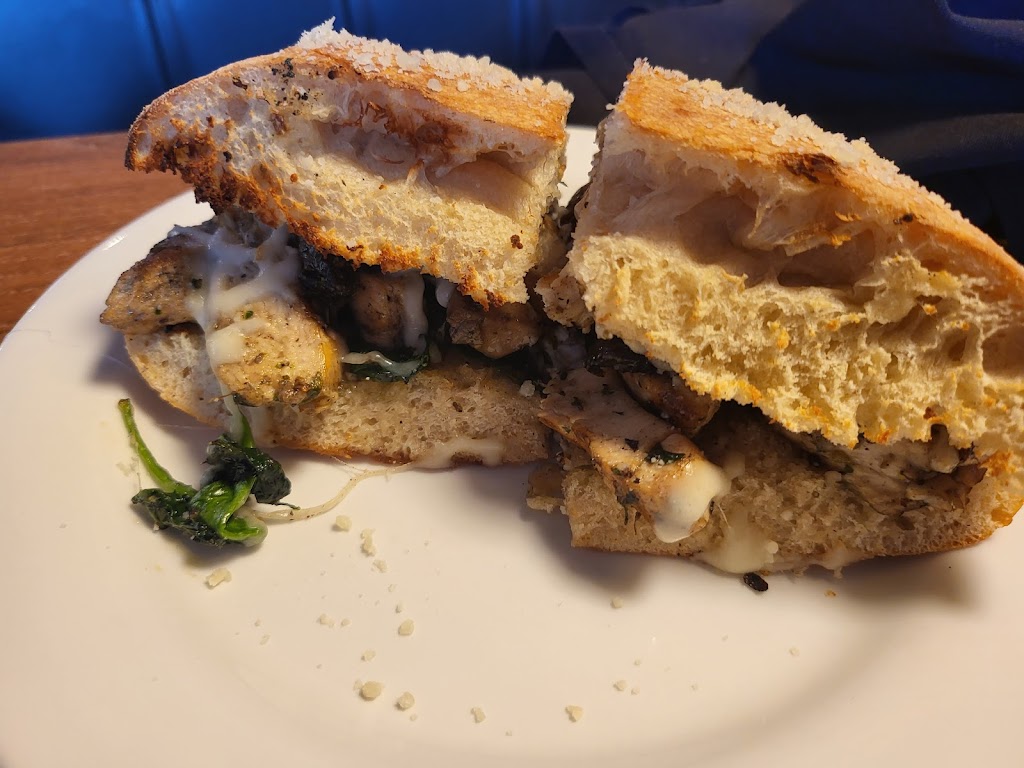 Russos New York Pizzeria & Italian Kitchen | restaurant | 775 W Tucson St, Broken Arrow, OK 74011, USA | 9189946776 OR +1 918-994-6776