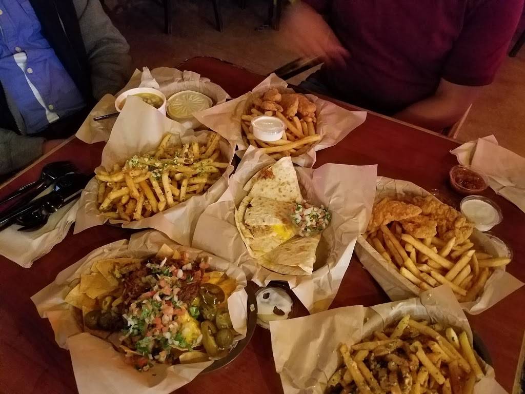 Anthill Pub & Grille | restaurant | 215 Pereira Dr, Irvine, CA 92697, USA | 9498243050 OR +1 949-824-3050