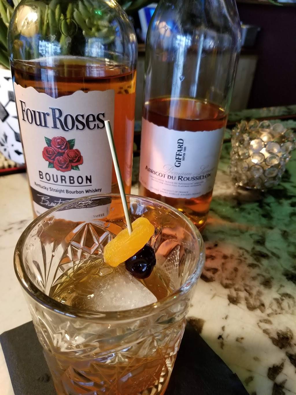 Menagerie Eatery & Bar | restaurant | 101 S Eola Dr, Orlando, FL 32801, USA | 4076015219 OR +1 407-601-5219