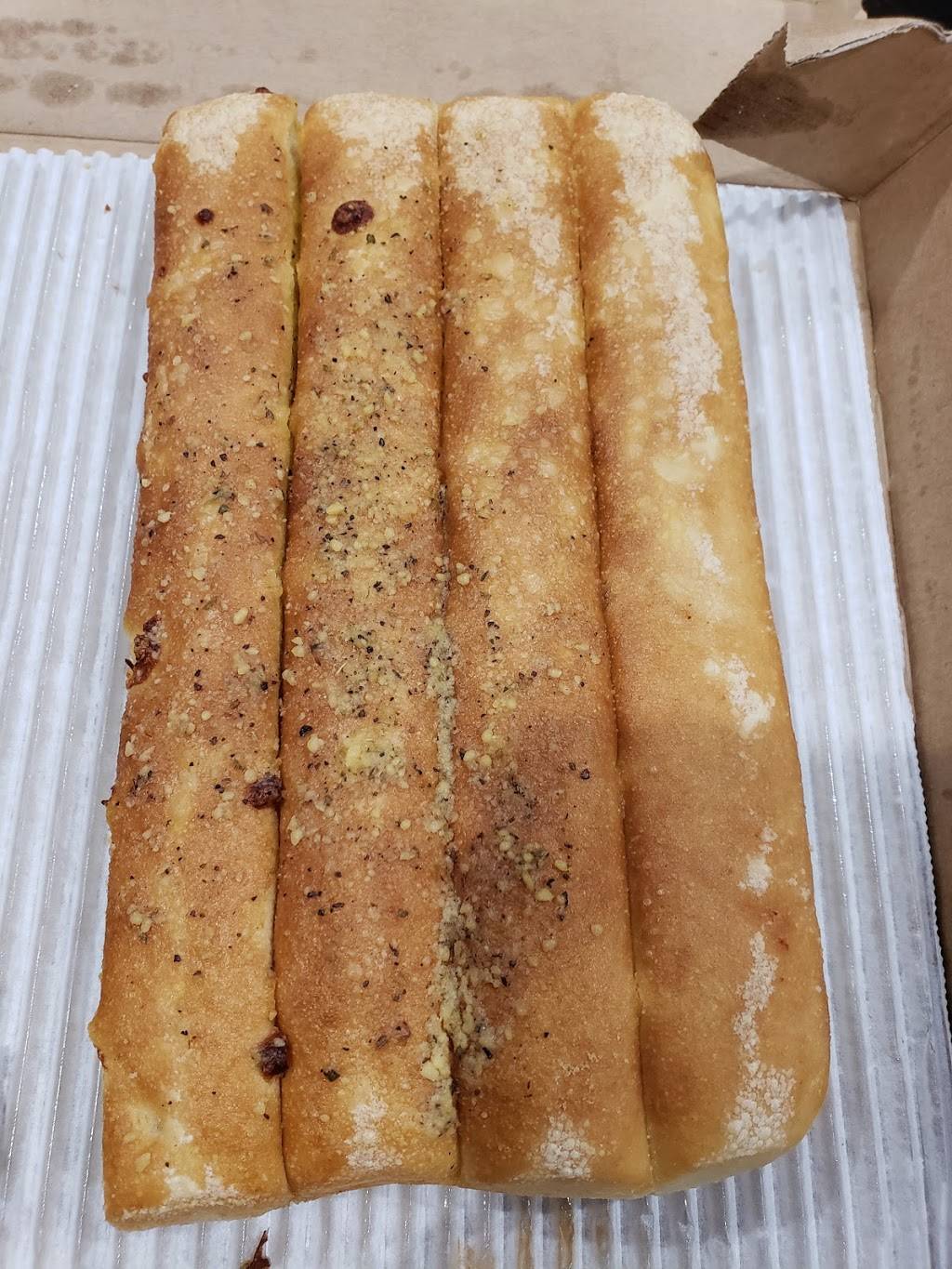 Pizza Hut | restaurant | 614 W Platt St, Tampa, FL 33606, USA | 8132513399 OR +1 813-251-3399