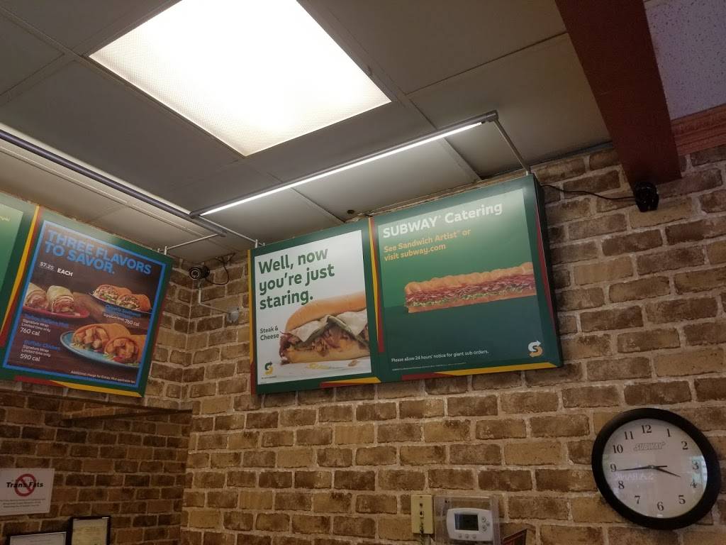 Subway | restaurant | 1402 Rockville Pike, Rockville, MD 20852, USA | 3014685548 OR +1 301-468-5548