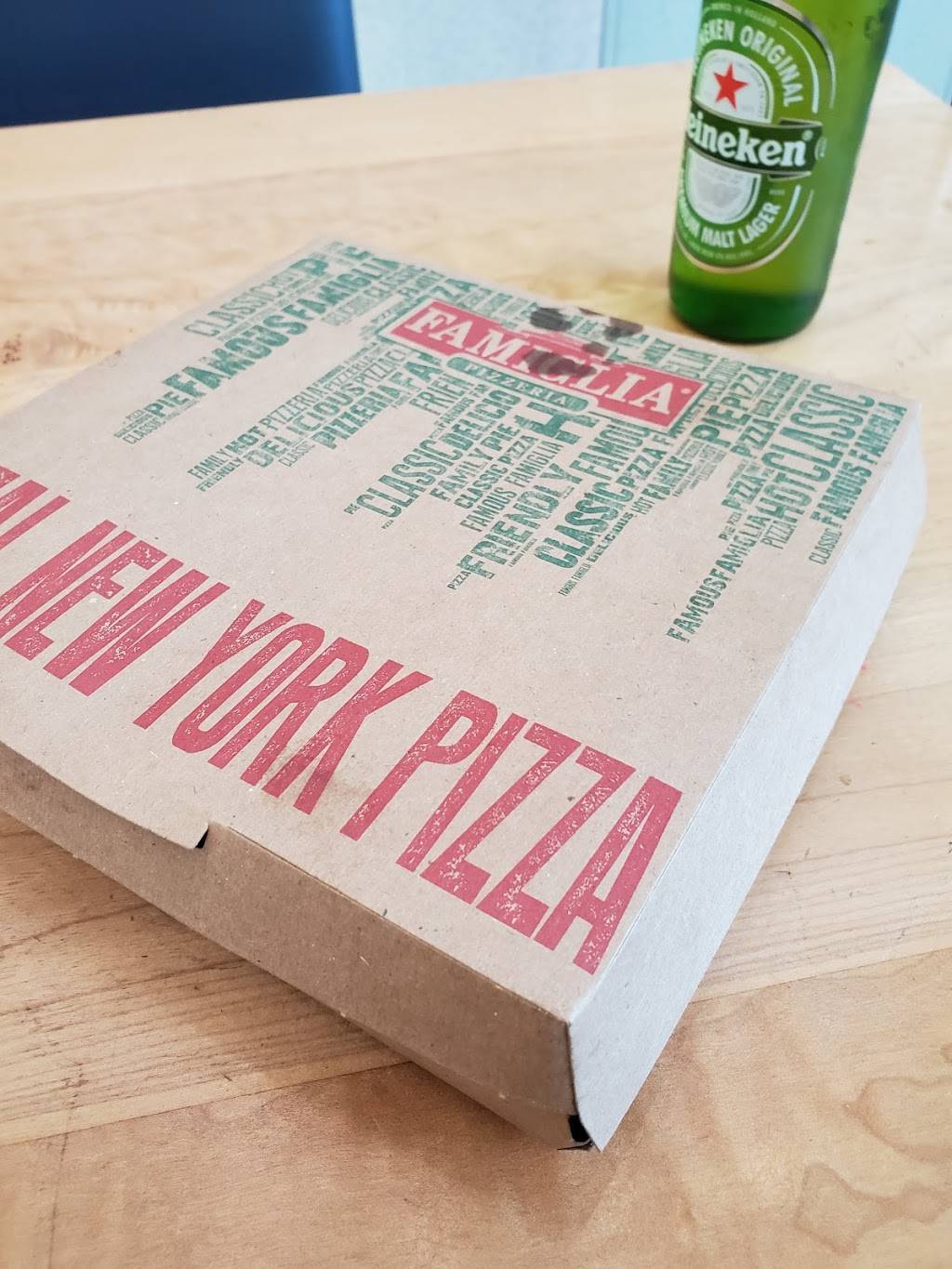 Famous Famiglia | restaurant | 6000 N Terminal Pkwy, Atlanta, GA 30320, USA | 4047621577 OR +1 404-762-1577