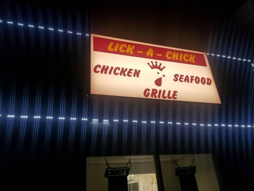 Lick a chick | restaurant | 3118 Auburn St, Rockford, IL 61101, USA | 8159979056 OR +1 815-997-9056