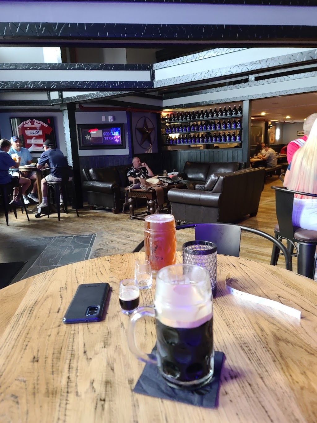 Hoffs Steaks and Steins | restaurant | 5454 Main St #123, Frisco, TX 75033, USA | 4698884324 OR +1 469-888-4324