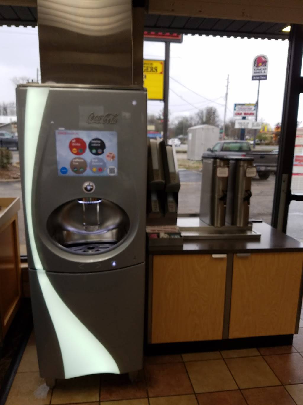 Wendys | restaurant | 2049 Lafayette Ave, Terre Haute, IN 47805, USA | 8124666704 OR +1 812-466-6704