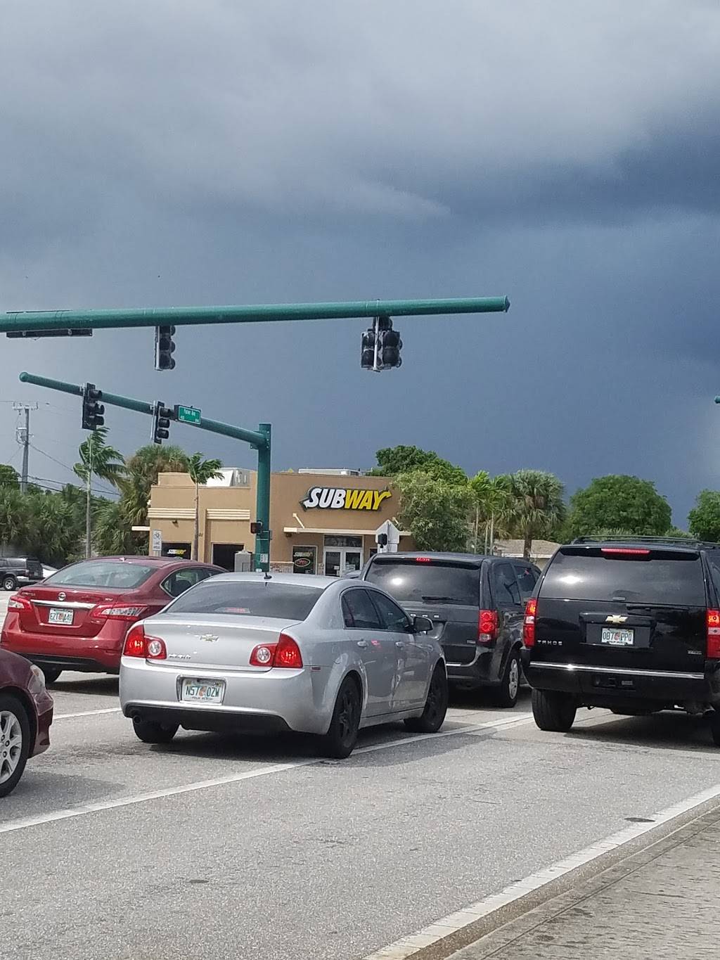 Subway | restaurant | 901 Southern Blvd, West Palm Beach, FL 33405, USA | 5616501680 OR +1 561-650-1680