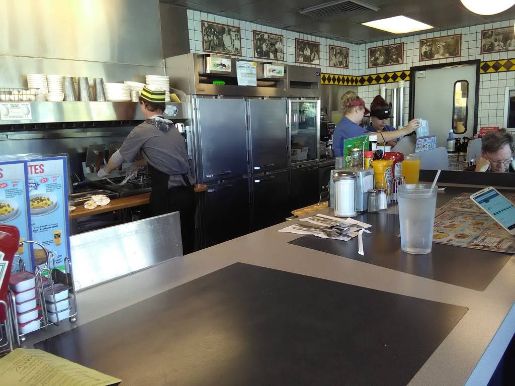 Waffle House | meal takeaway | 334 Beach Blvd, Jacksonville Beach, FL 32250, USA | 9042428840 OR +1 904-242-8840