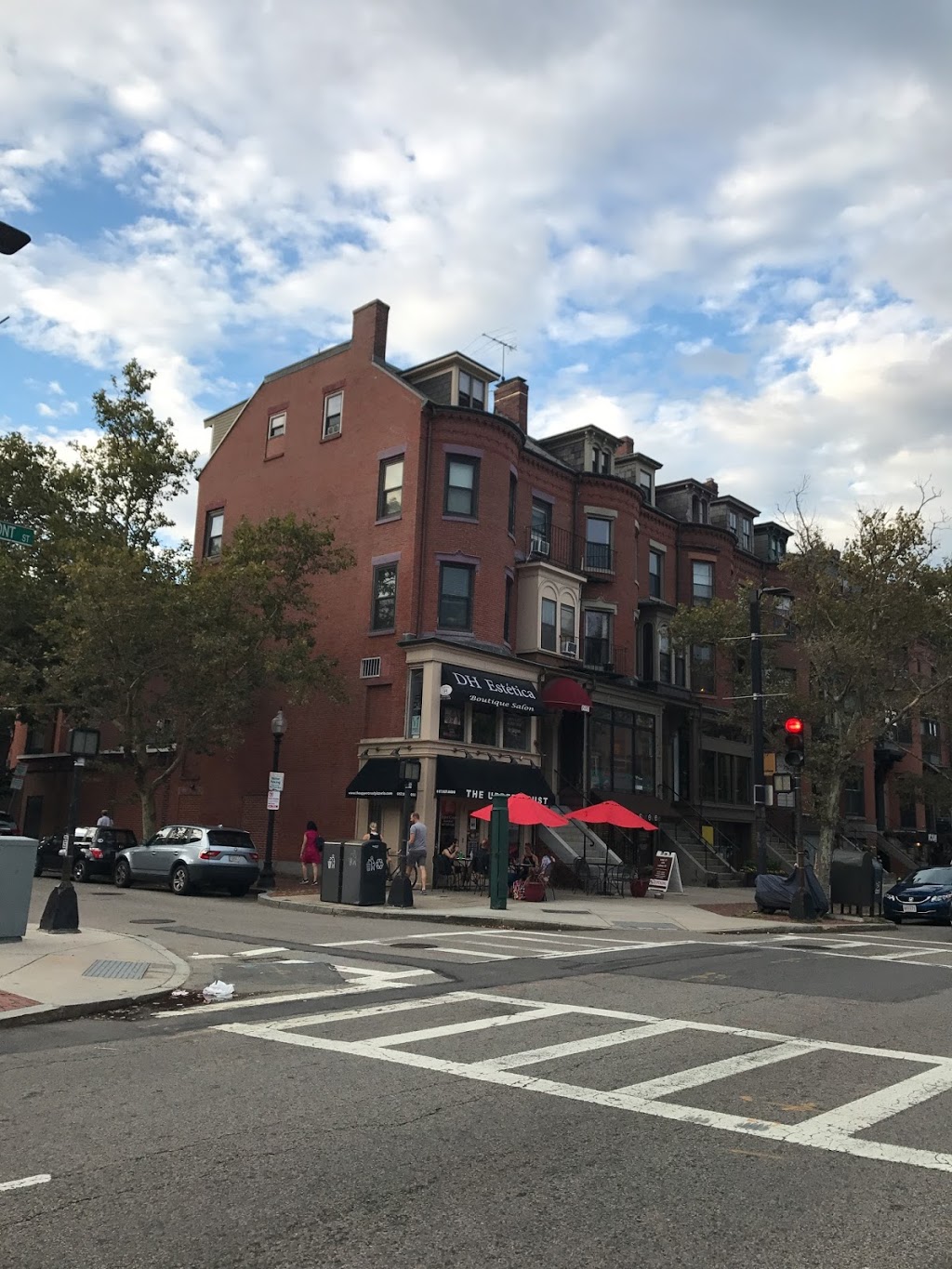 The Upper Crust Pizzeria | meal delivery | 683 Tremont St, Boston, MA 02118, USA | 6179270090 OR +1 617-927-0090