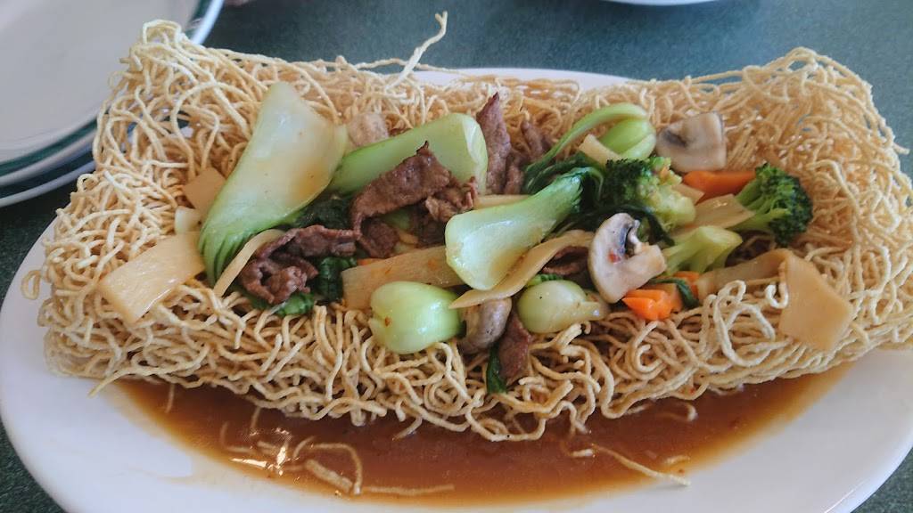 Pho Mango | restaurant | 1550 Huron Church Rd, Windsor, ON N9C 3Z3, Canada | 5192589888 OR +1 519-258-9888