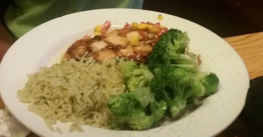 Chilis Grill & Bar | meal takeaway | 2845 Gulf Fwy S, League City, TX 77573, USA | 2815340801 OR +1 281-534-0801