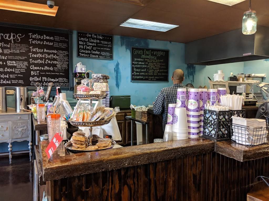 Elderberrys | restaurant | 3555 Electric Rd, Roanoke, VA 24018, USA | 5407760600 OR +1 540-776-0600