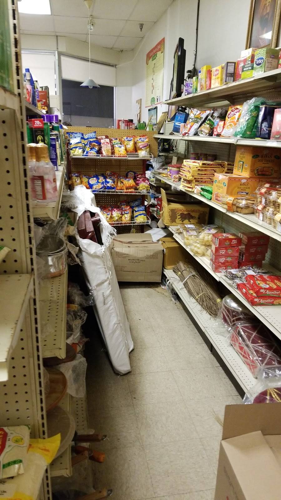 Maharaja Sweets & Spices | restaurant | 435 N Clovis Ave, Clovis, CA 93611, USA | 5593251300 OR +1 559-325-1300