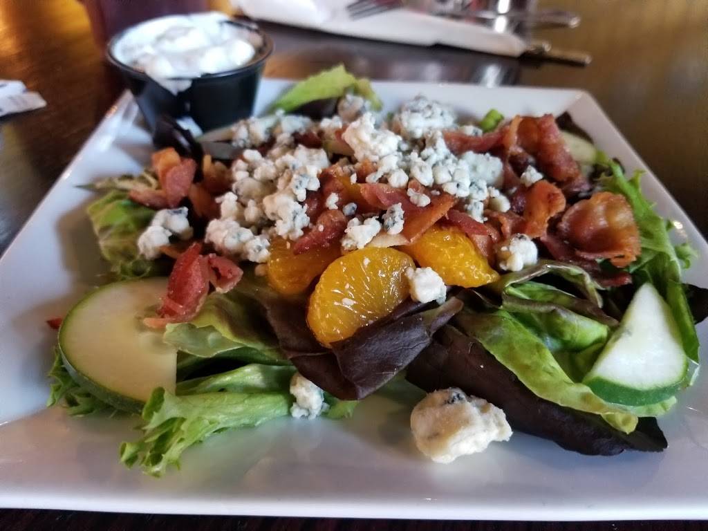 Timbers Of Ludington Open for Lunch | restaurant | 320 S James St, Ludington, MI 49431, USA | 2314259111 OR +1 231-425-9111