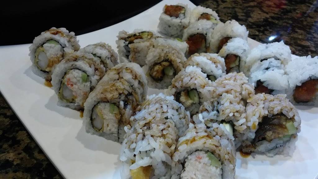 Suzushii Sushi & Grill | restaurant | 2041 U.S. 287 Frontage Rd #115, Mansfield, TX 76063, USA | 8174532334 OR +1 817-453-2334