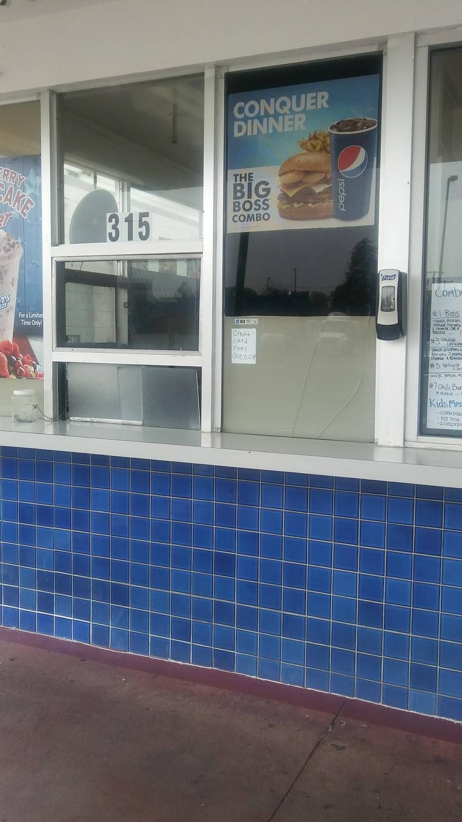 Fosters Freeze | restaurant | 315 N Ham Ln, Lodi, CA 95240, USA | 2093686398 OR +1 209-368-6398