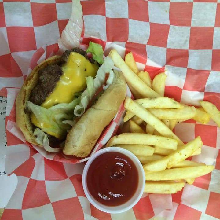 World Class Cheeseburgers | restaurant | 361 College Ave, Clemson, SC 29631, USA | 8647225544 OR +1 864-722-5544