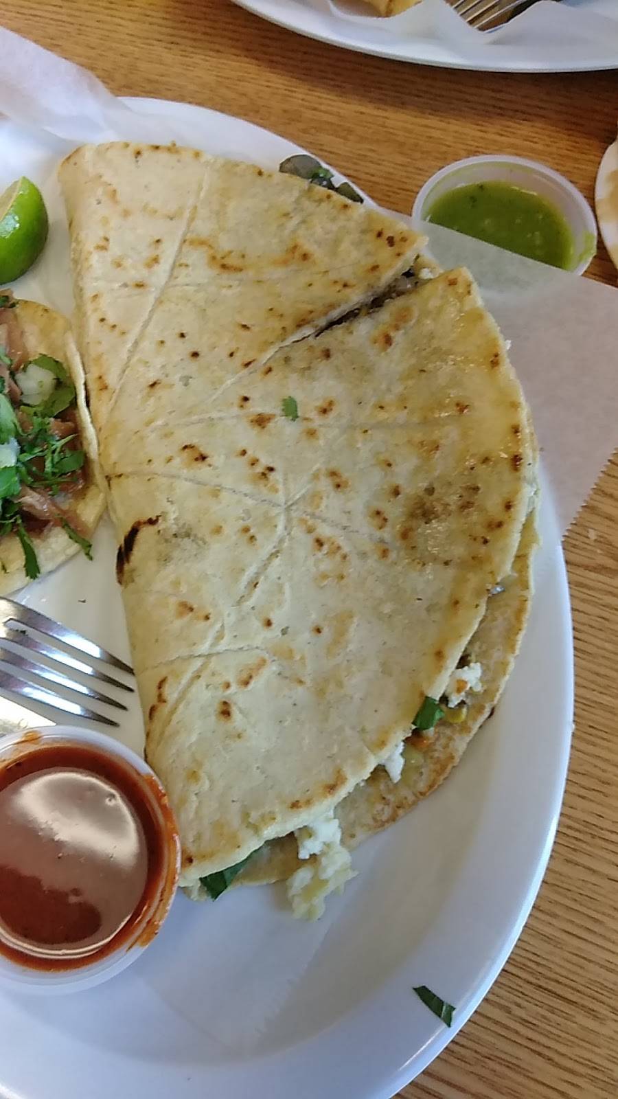 El Torito Nuevo | restaurant | 1175 N Tustin St, Orange, CA 92867, USA | 7145321673 OR +1 714-532-1673