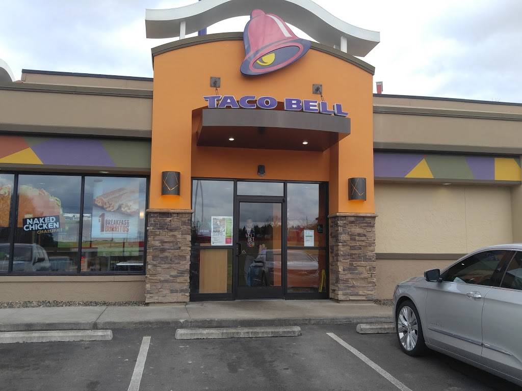 Taco Bell | meal takeaway | 322 Goff Mountain Rd, Cross Lanes, WV 25313, USA | 3047761442 OR +1 304-776-1442