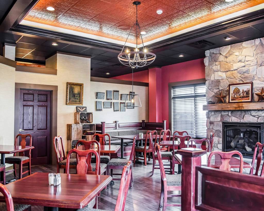 Comfort Suites Downtown Carlisle | restaurant | 10 S Hanover St, Carlisle, PA 17013, USA | 7179601000 OR +1 717-960-1000