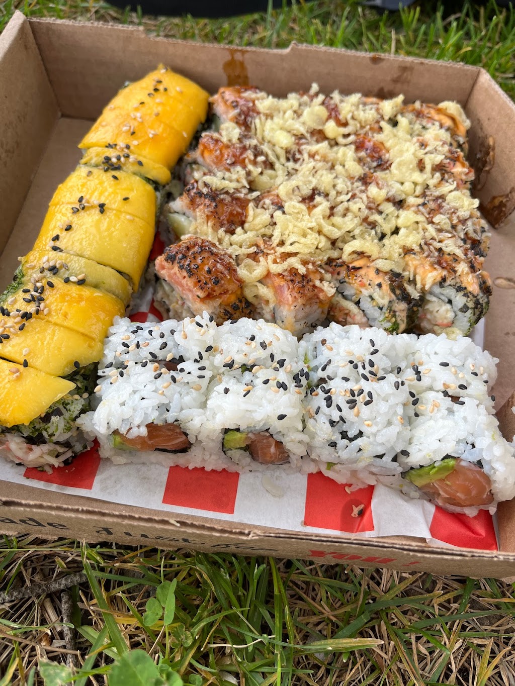 i.8sushi VAN NUYS - Fusion Rolls | restaurant | 15136 Stagg St, Van Nuys, CA 91405, USA | 7143267079 OR +1 714-326-7079