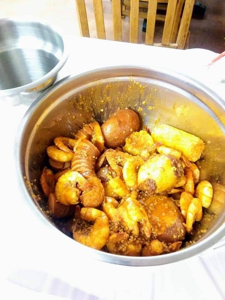 Dannys Crawfish & Seafoods | restaurant | 7046 W Fuqua St, Missouri City, TX 77489, USA | 8322435713 OR +1 832-243-5713