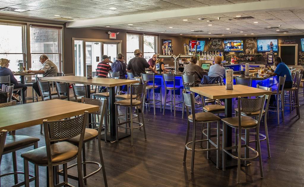 Seven Tap-Tavern | restaurant | 200 Country Club Pkwy, Mt Laurel, NJ 08054, USA | 8562352118 OR +1 856-235-2118