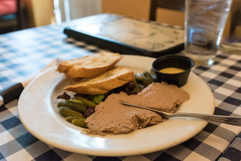 Cock & Bowl | restaurant | 302 Poplar Alley, Occoquan, VA 22125, USA | 7034941180 OR +1 703-494-1180