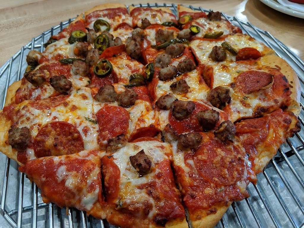 Old Chicago | restaurant | 6603 Eastman Ave, Midland, MI 48642, USA | 9894997979 OR +1 989-499-7979