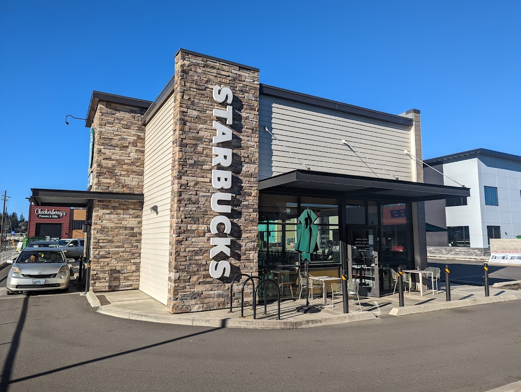 Starbucks | cafe | 1270 N Bayshore Dr, Coos Bay, OR 97420, USA | 5412361566 OR +1 541-236-1566