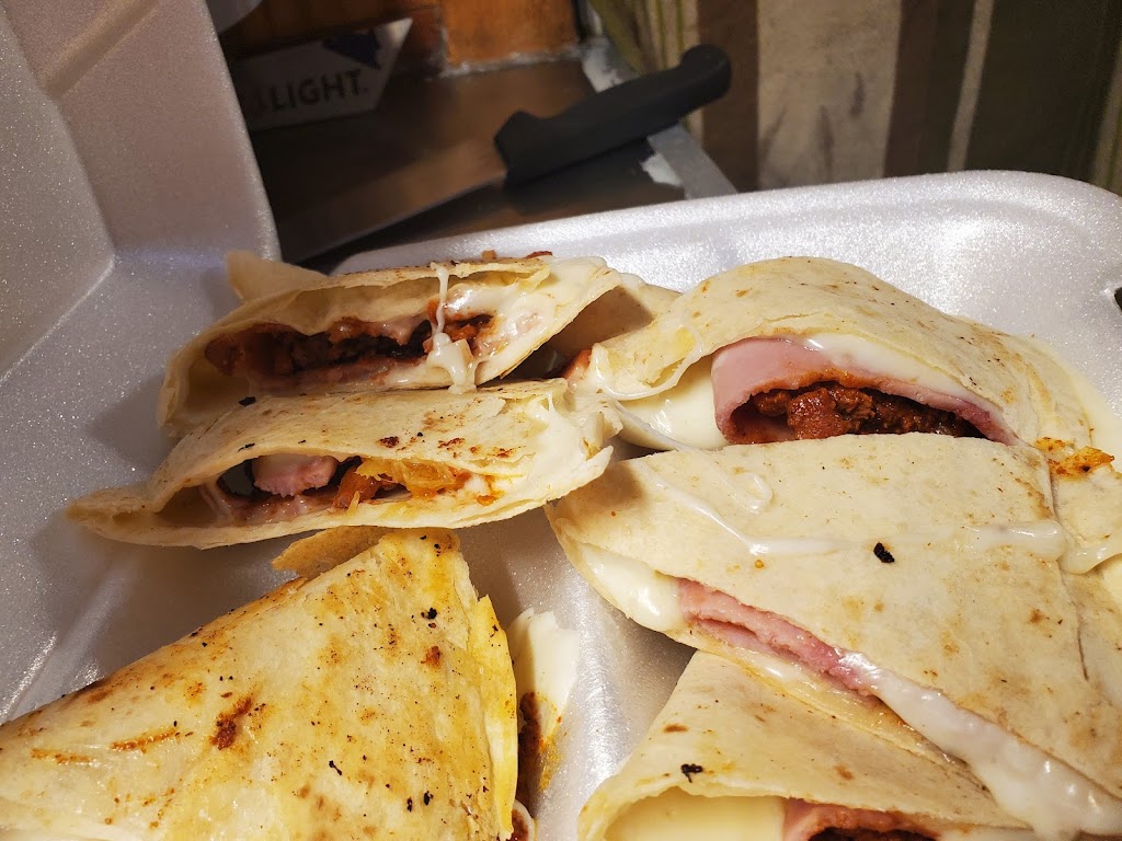 Famous Amos Tacos | restaurant | 5301 S Broadway, Littleton, CO 80120, USA | 7209992329 OR +1 720-999-2329