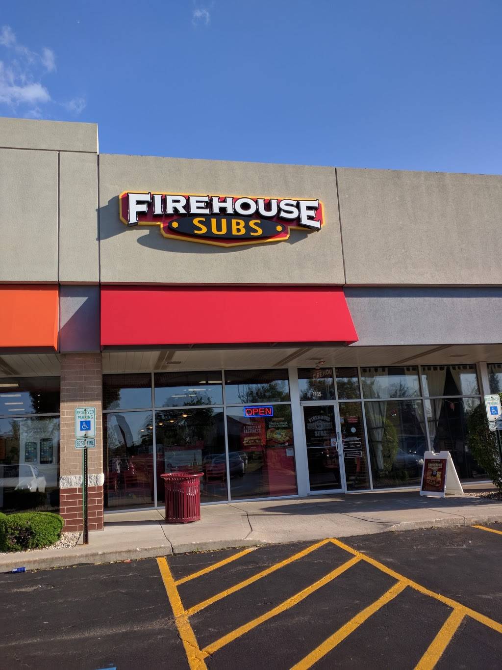 Firehouse Subs | restaurant | 1235 W Boughton Rd, Bolingbrook, IL 60440, USA | 6307547774 OR +1 630-754-7774