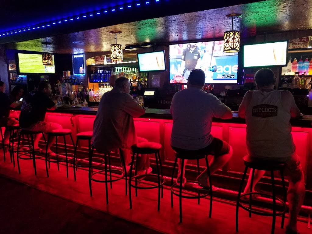 Lonas City Limits Cantina | restaurant | 1174 E Wardlow Rd, Long Beach, CA 90807, USA | 5624274630 OR +1 562-427-4630